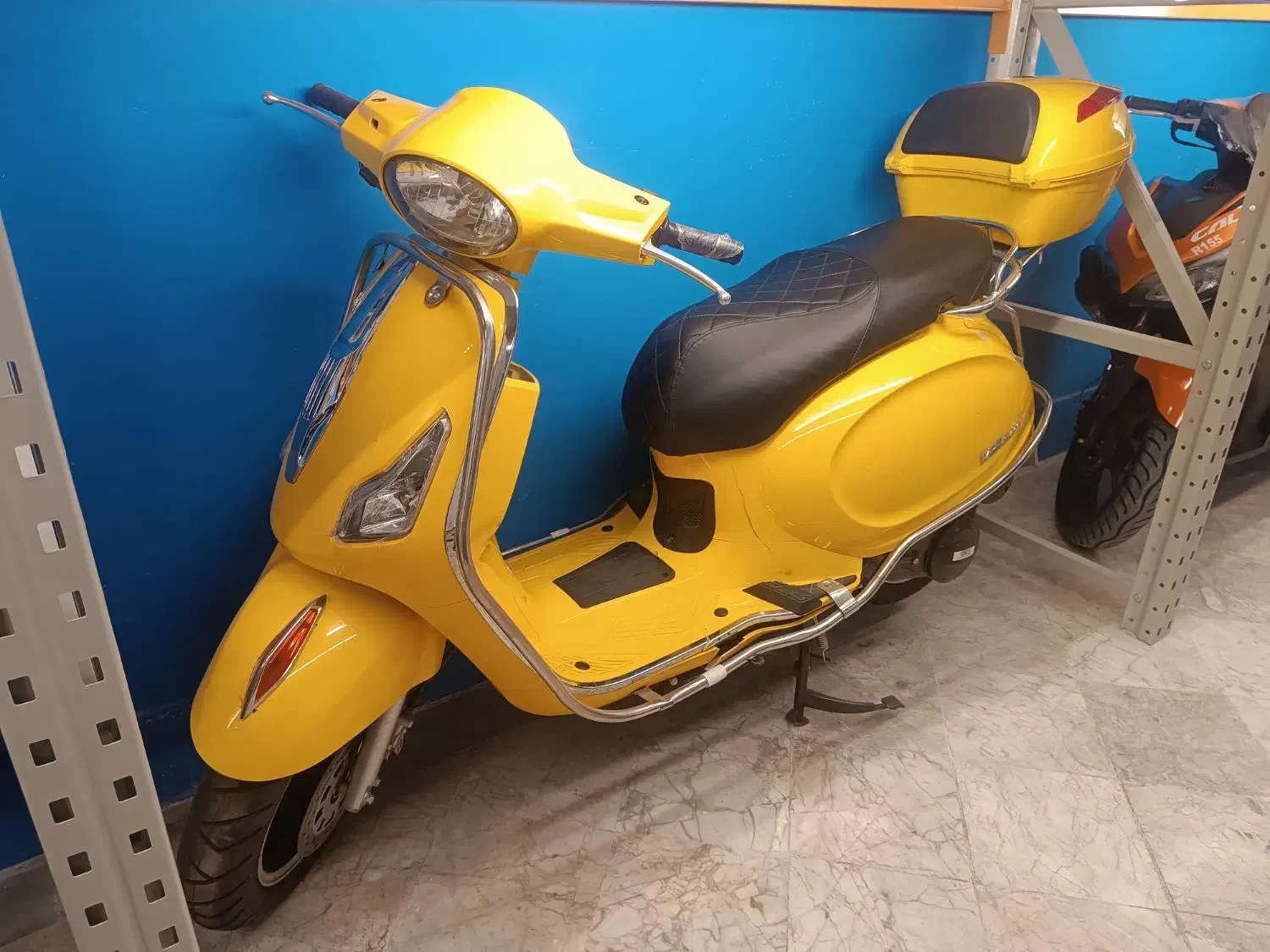 ویشتا یا وسپا اتومات۱۵۰پاکشتی(ماهان سیکلت)|موتورسیکلت|مشهد, دانشجو|دیوار