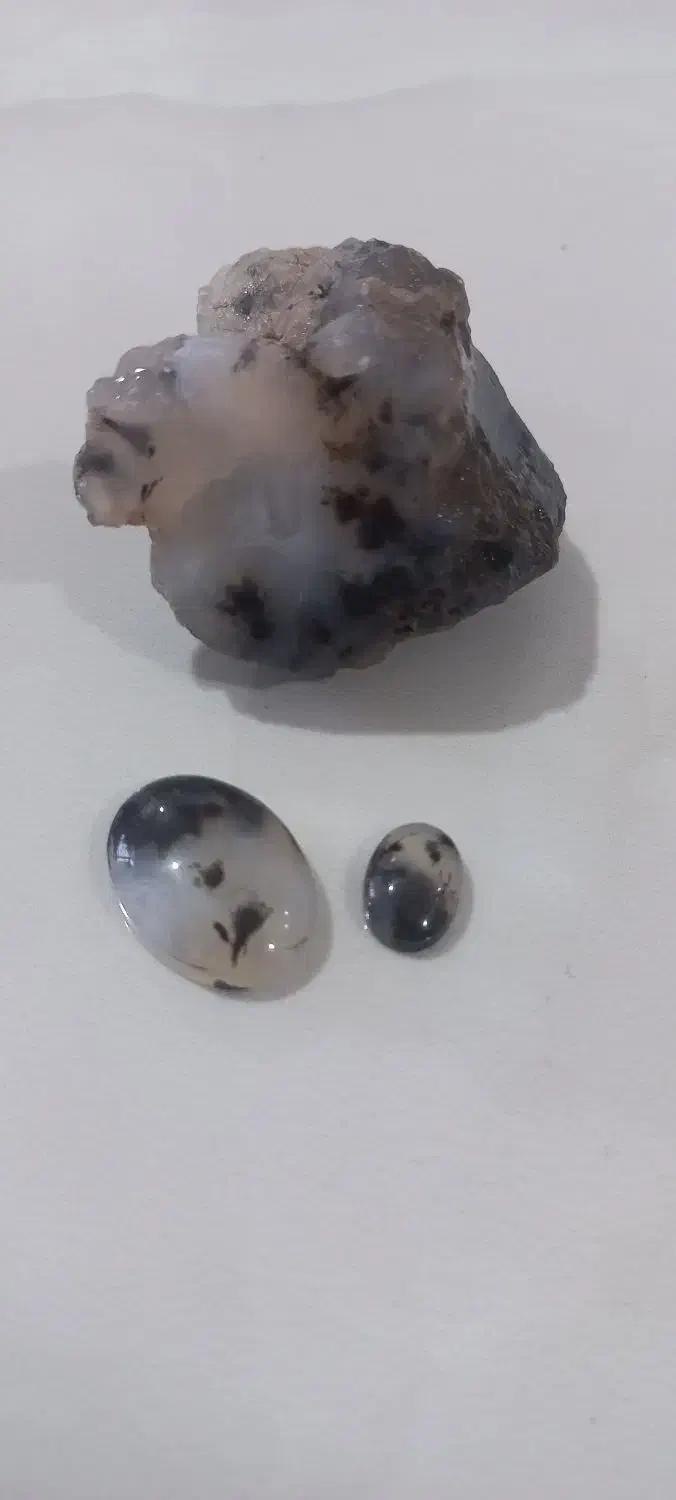 عقیق سفید سنگ فردوس|جواهرات|گناباد, |دیوار