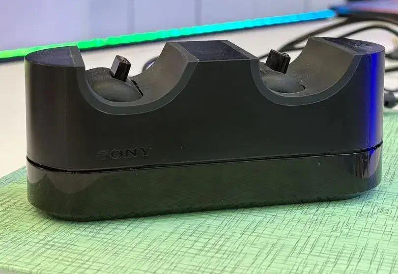 پایه شارژر در حد آکبند ps4|کنسول، بازی ویدئویی و آنلاین|گنبد کاووس, |دیوار