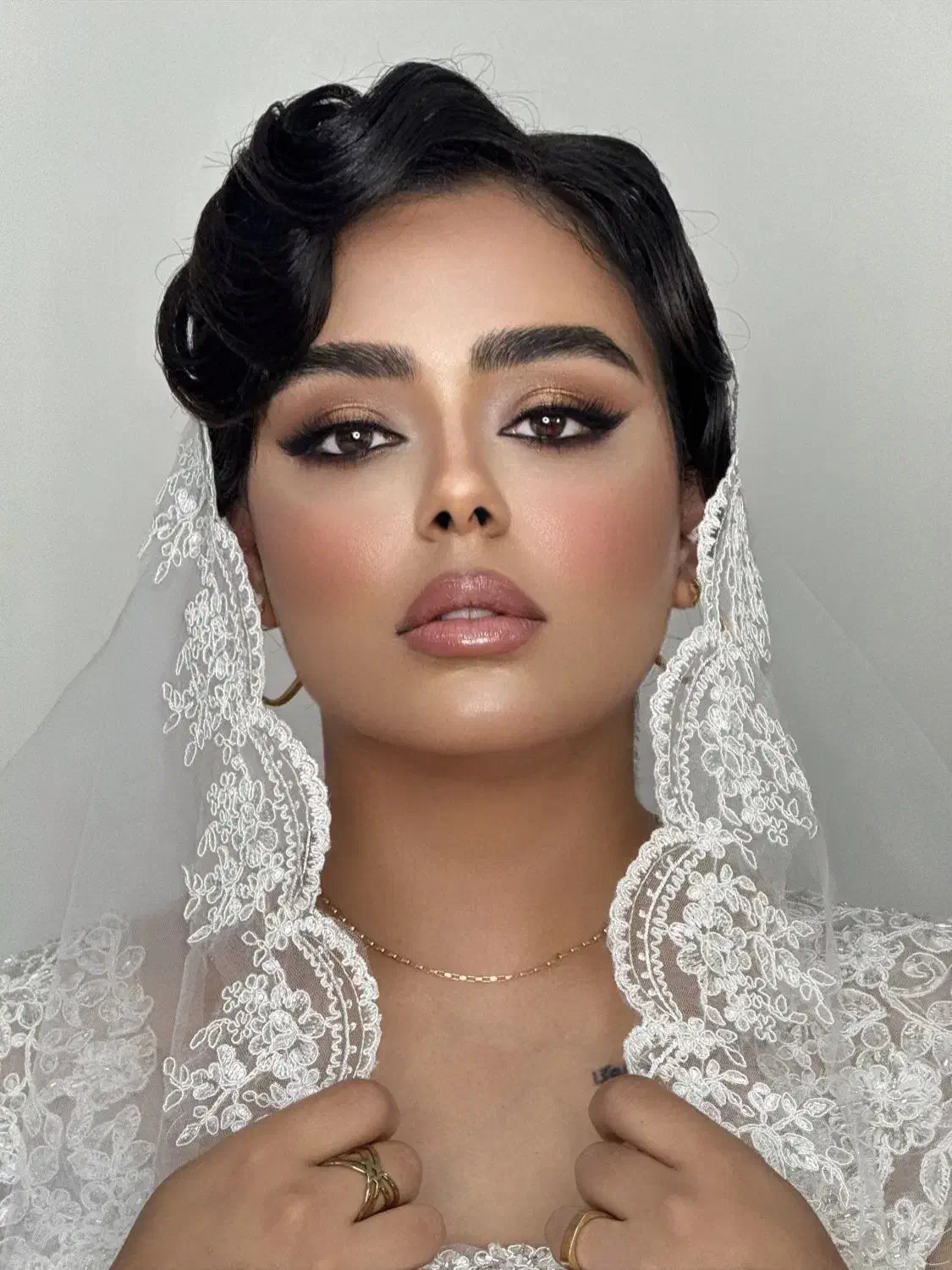 میکاپ و شینیون حرفه‌ای متریال اورجینال|خدمات آرایشگری و زیبایی|تهران, وحیدیه|دیوار