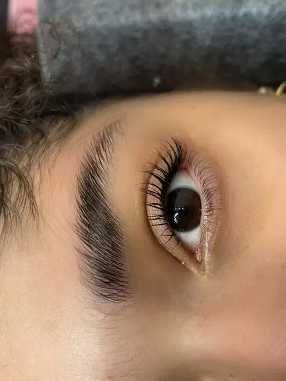 مدل اکستنشن مژه و لیفت ابرو|خدمات آرایشگری و زیبایی|اصفهان, خواجه عمید|دیوار