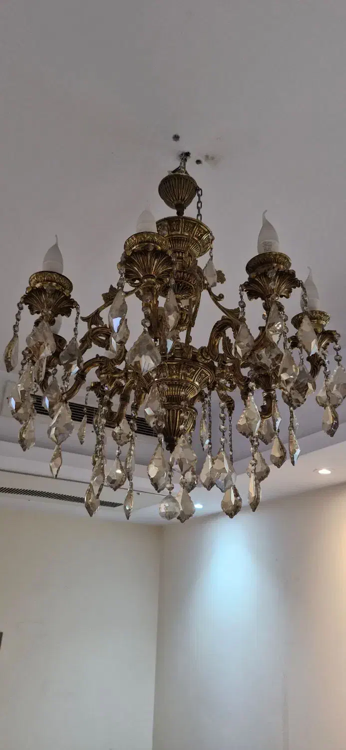 لوستر ۸شاخه برنز در حد نو|لوستر و چراغ آویز|تهران, کوهک|دیوار