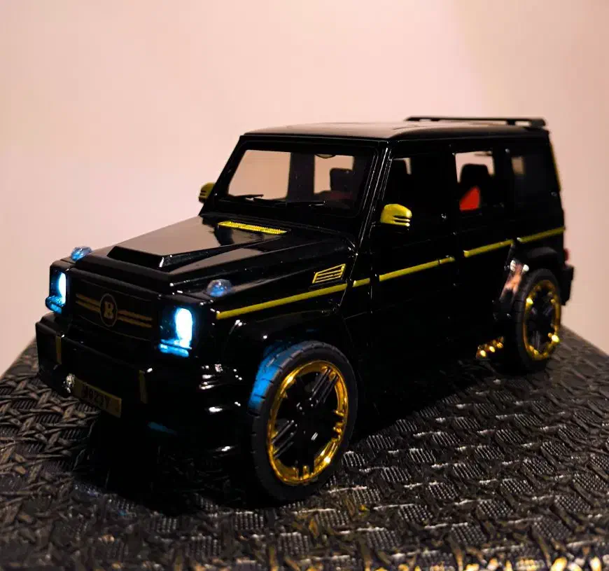 ماکت بنز جی کلاس g class|اسباب‌‌بازی|قم, صادقی|دیوار