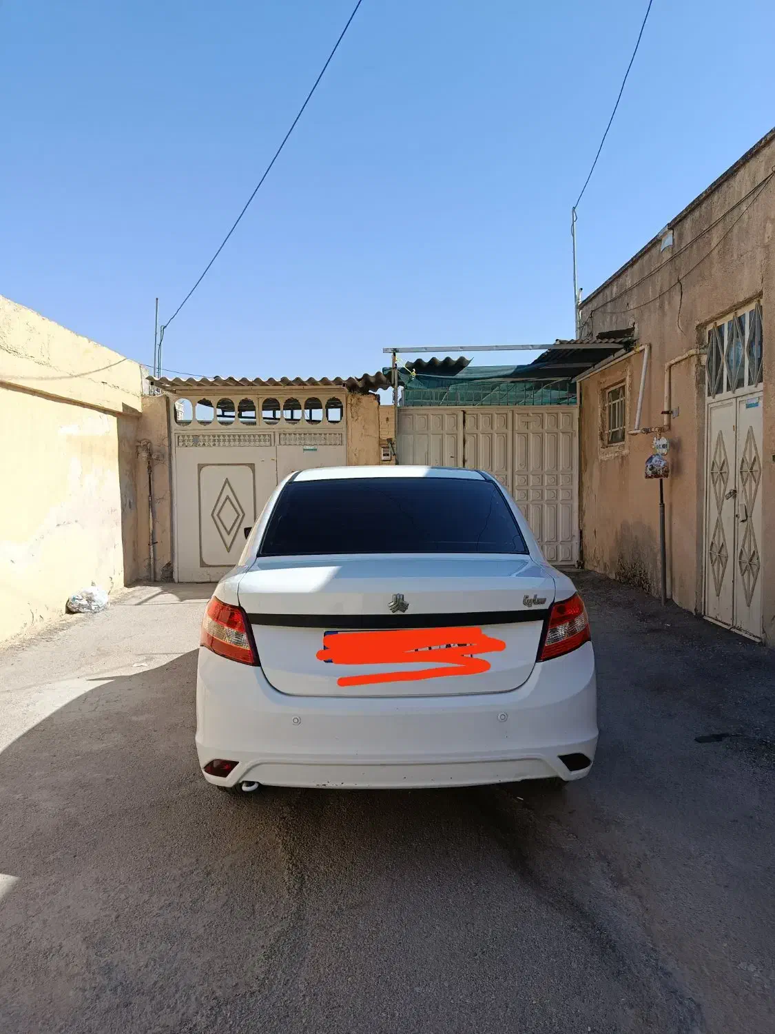 ساینا مدل ۹۸|خودرو سواری و وانت|صدرا-فارس, فاز ۱|دیوار