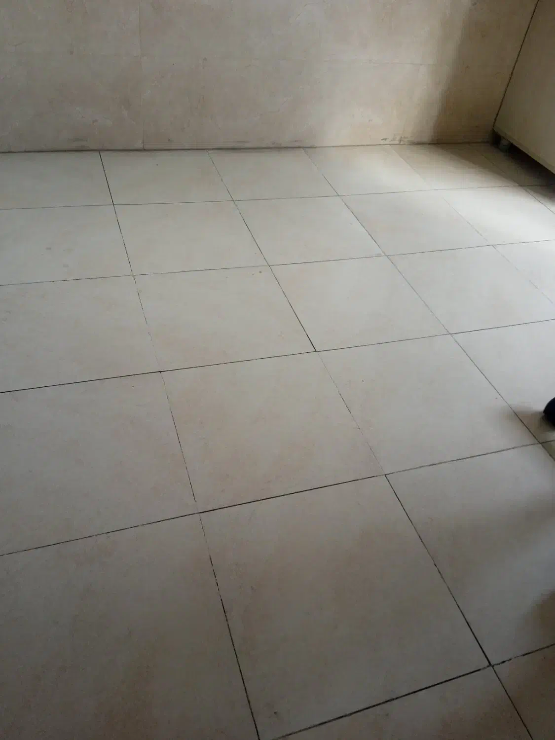 شاگرد کاشی کاری|استخدام معماری، عمران و ساختمانی|سراب, |دیوار