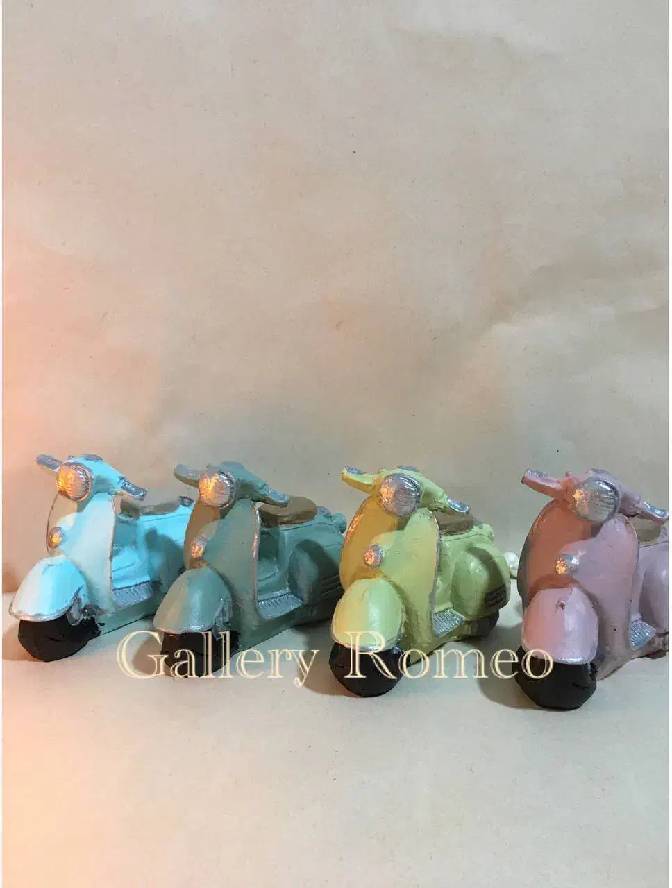 گالری رومئو سرگرمی|کلکسیون و سرگرمی|تهران, زعفرانیه|دیوار