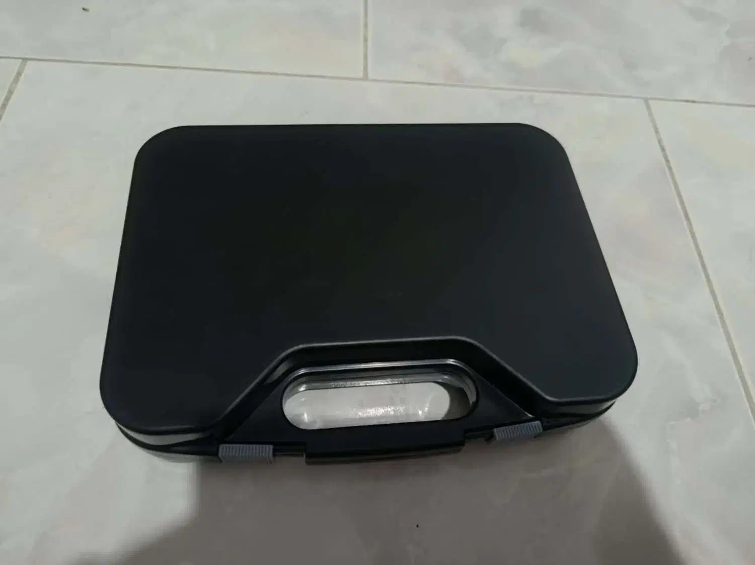 جعبه ابزار|ابزارآلات|بابل, |دیوار