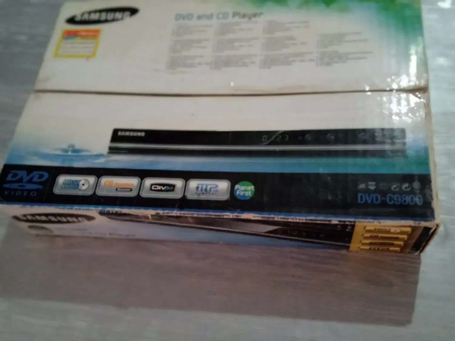 دیوید ی نو|صوتی و تصویری|تربت جام, یحیی آباد|دیوار