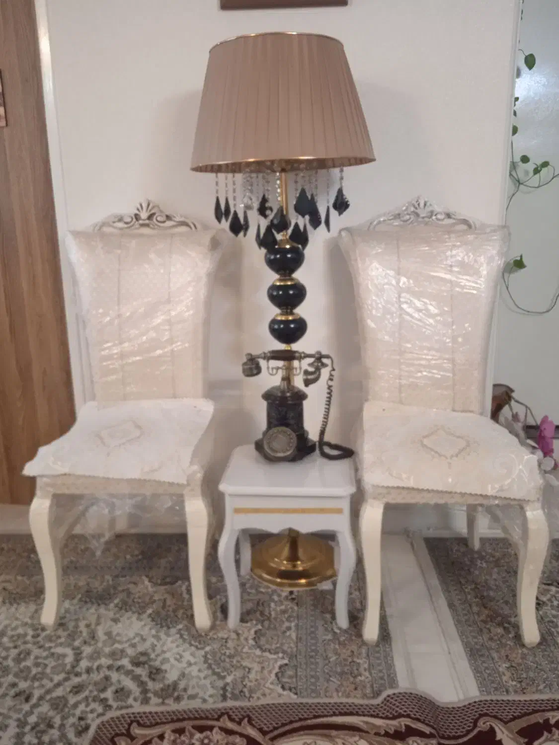 مبل کلاسیک استیل ۷نفره ومیز ناهار خوری|مبلمان خانگی و میز عسلی|تهران, علم و صنعت|دیوار