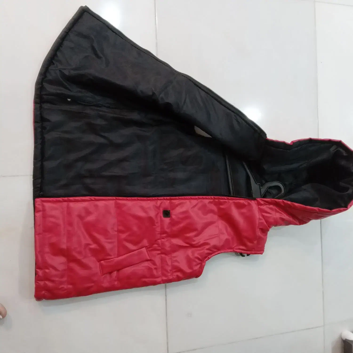 پافر چرم|لباس|ماهدشت, |دیوار