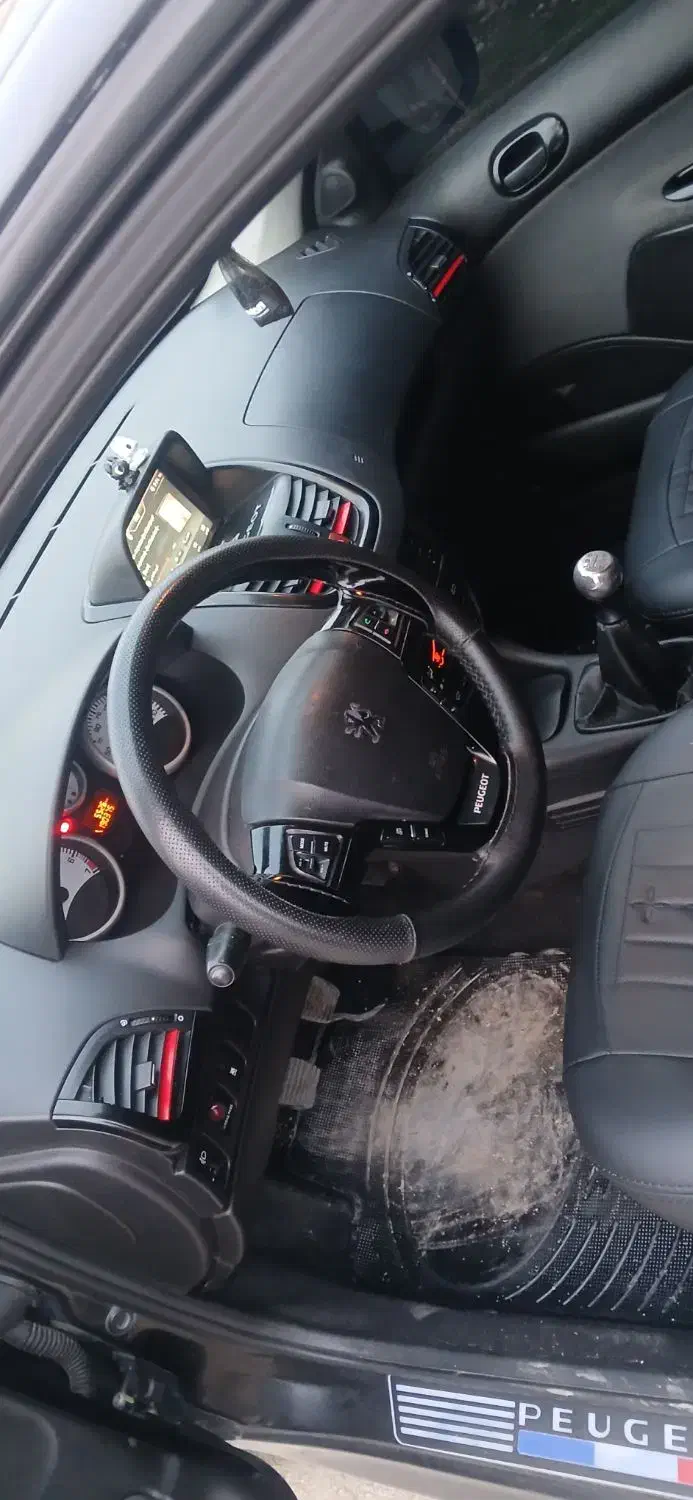 207tu5 مدل ۹۶|خودرو سواری و وانت|کلاله, |دیوار