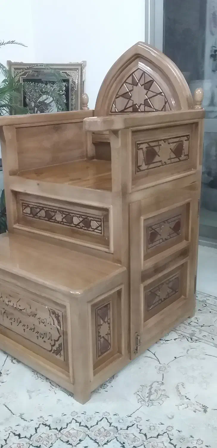 منبر یک پله|صندلی و نیمکت|اصفهان, اطشاران|دیوار