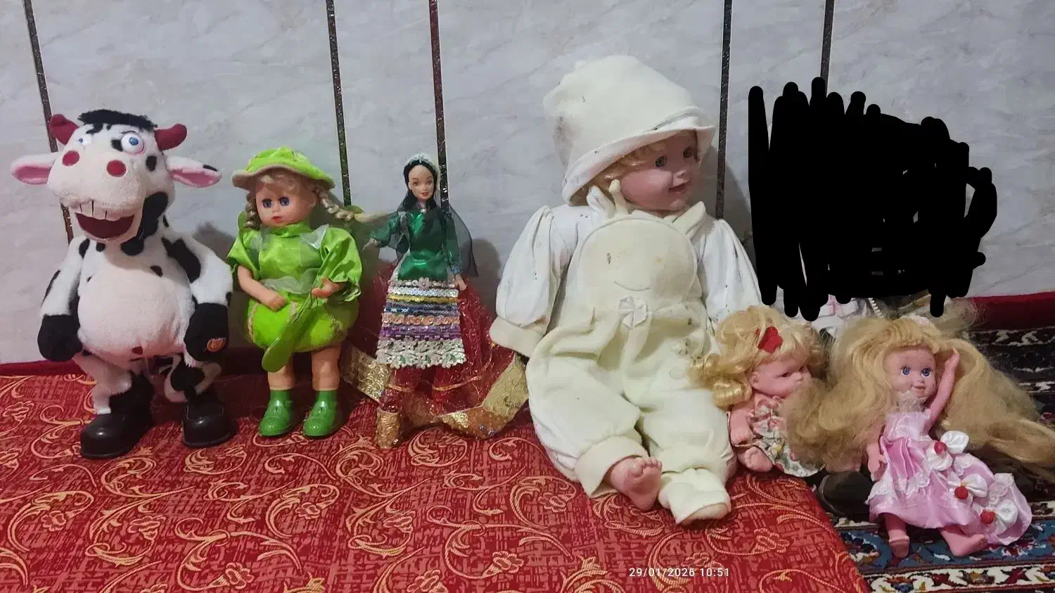 عروسک|اسباب‌‌بازی|فسا, |دیوار