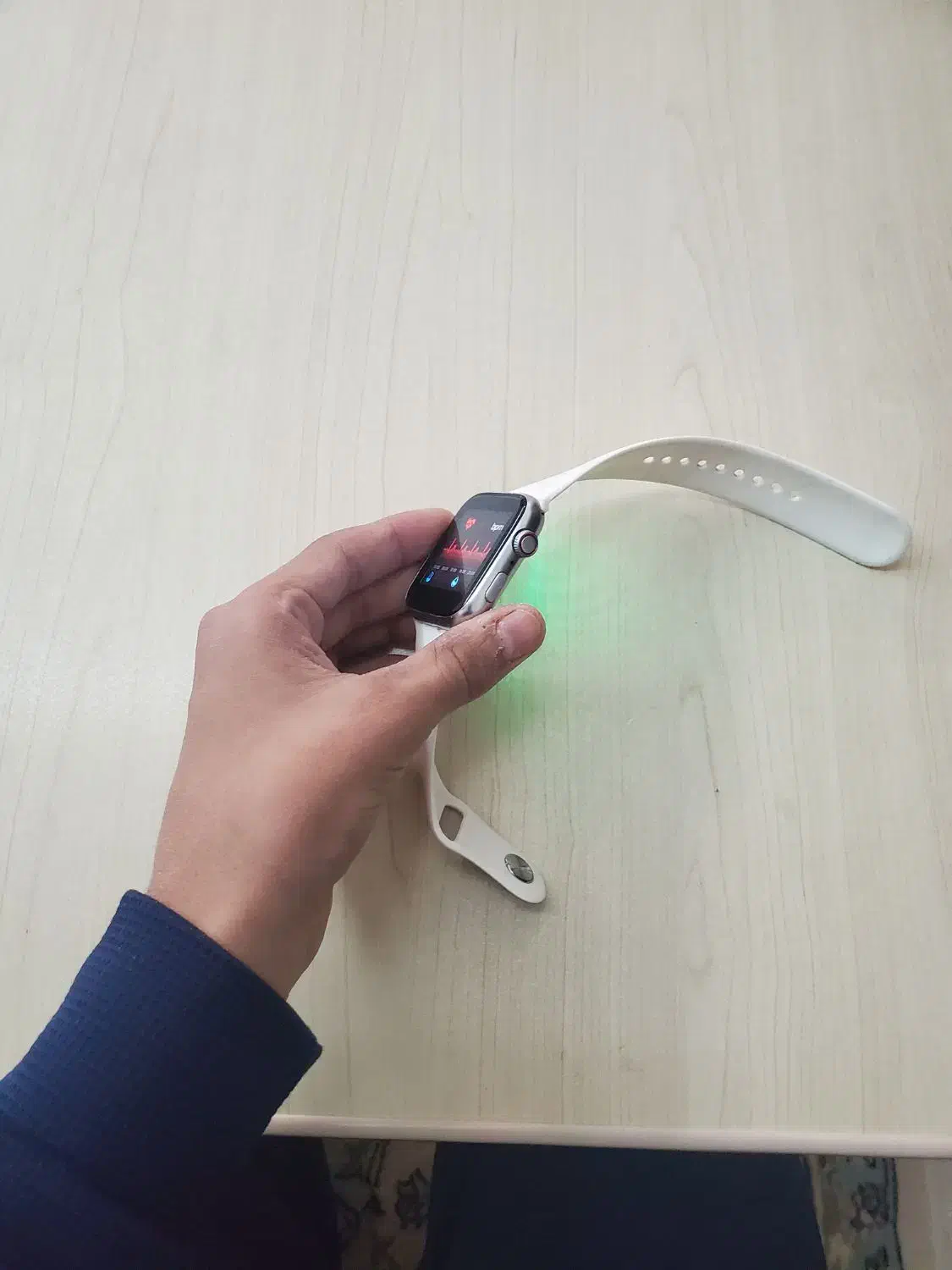 ساعت|ساعت|قم, باغ کرباسی|دیوار