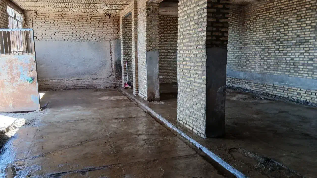 ۴۰۰ متر سالن فروشی بیرون شهر|فروش دفتر صنعتی، کشاورزی، تجاری|سبزوار, قصبه غربی|دیوار