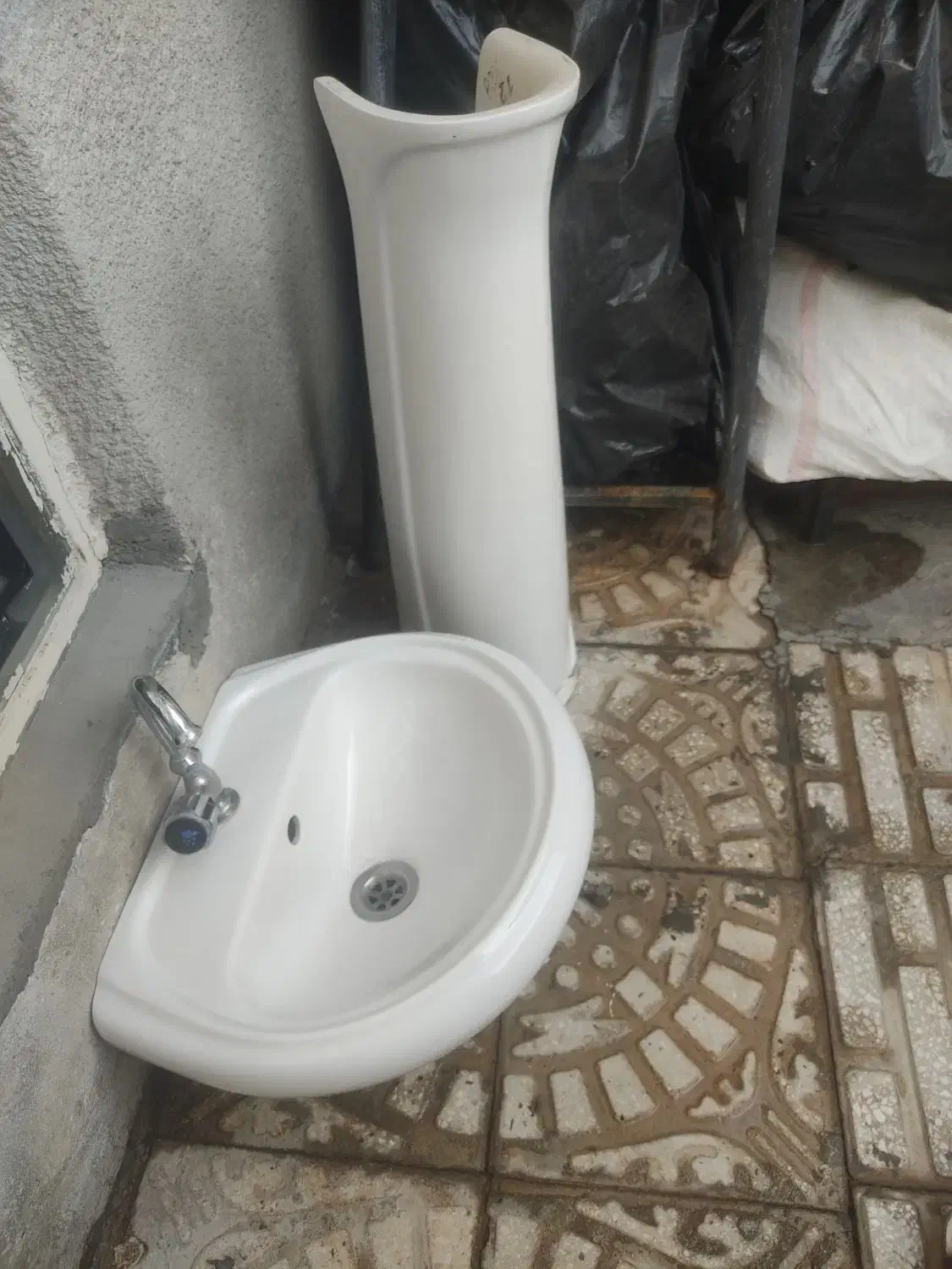 روشویی با شیر|لوازم سرویس بهداشتی|کرمانشاه, |دیوار