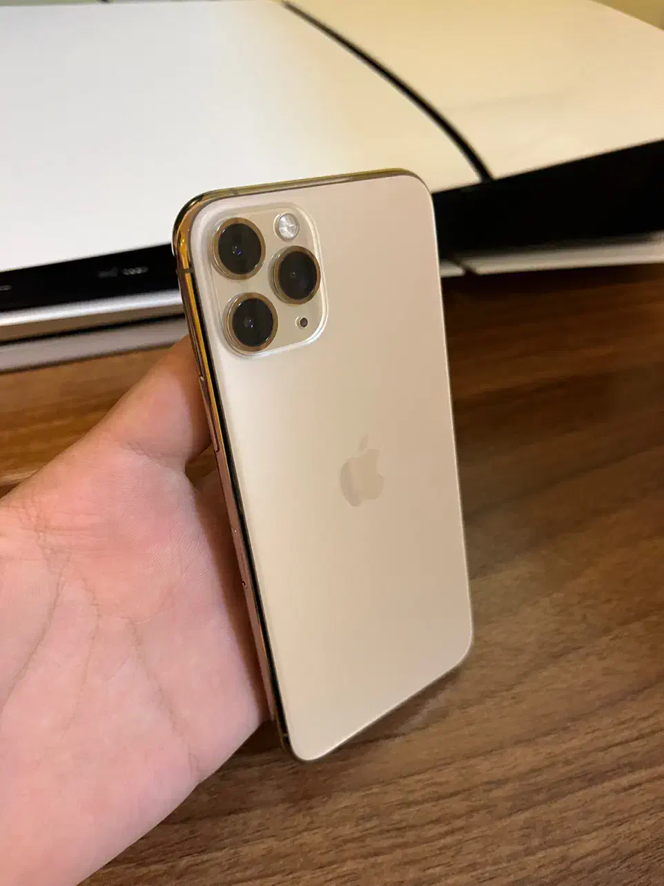 ایفون۱۱پرو گلد زیر قیمت|موبایل|سیرجان, |دیوار