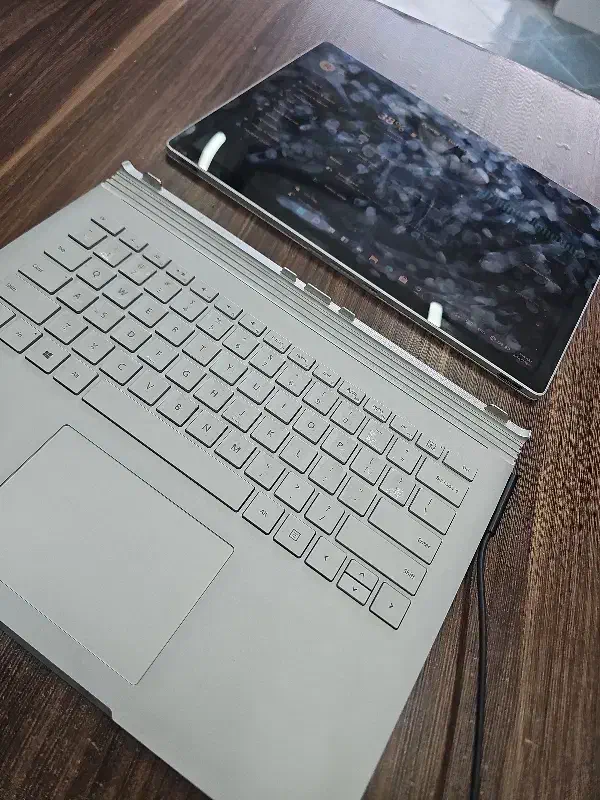 SURFACE BOOK 3|رایانه همراه|اصفهان, ابر|دیوار