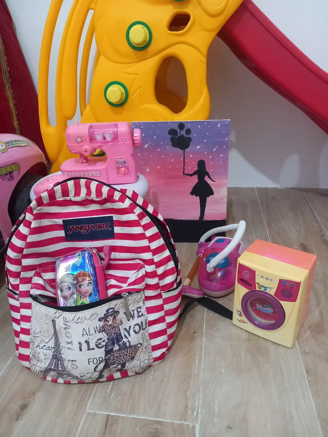 اسباب بازی.کیف.تابلوی رنگ و روغن و غیره|تابلو، نقاشی، عکس|بندر ترکمن, |دیوار