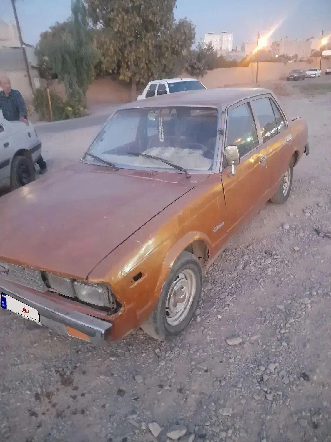 سواری تویوتا|خودرو کلاسیک|قم, یزدان‌شهر|دیوار