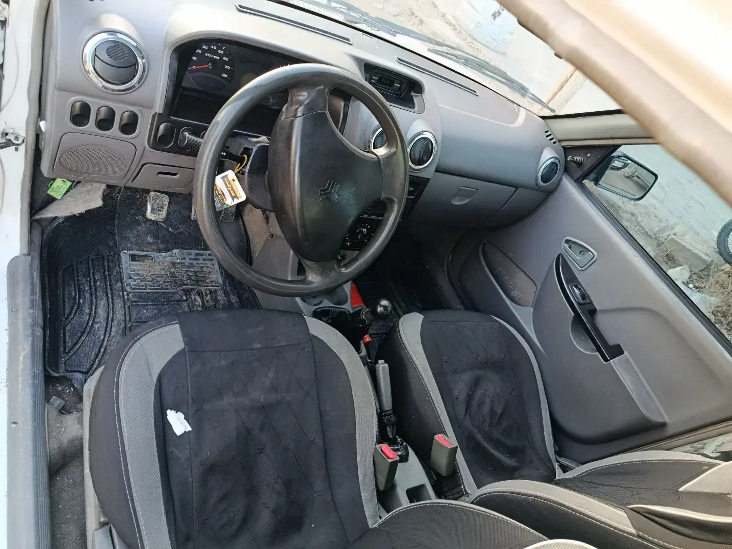 پراید خونگی|خودرو سواری و وانت|مشهد, انقلاب|دیوار