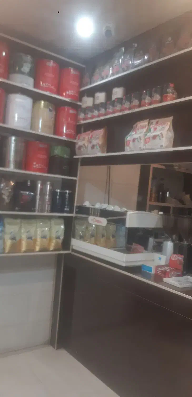 استخدام باریستا ، سالندار ،صندوق دار ، آشپز|استخدام خدمات فروشگاه و رستوران|رفسنجان, |دیوار