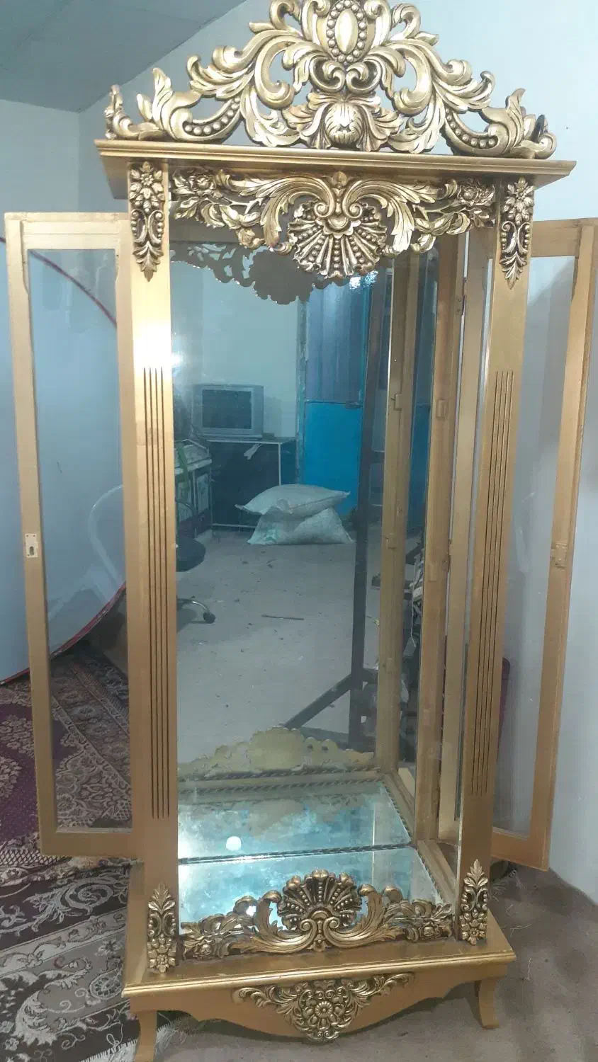 گنجینه سالم وتمیز|بوفه، ویترین، کنسول|بیرجند, |دیوار