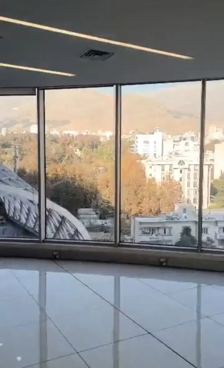 اطلس مال/۱۱۰متر/سند اداری/ پارتیشن دار/ ویو پارک|اجارهٔ دفتر کار، اتاق اداری، مطب|تهران, فرمانیه|دیوار