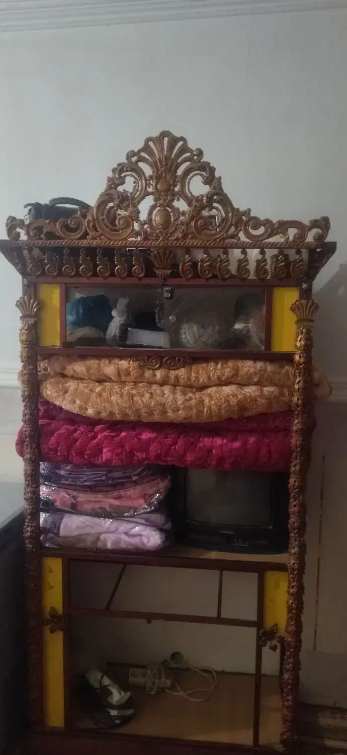 میز تلویزیون چوبی در حد نو|میز تلویزیون|ایرانشهر, |دیوار