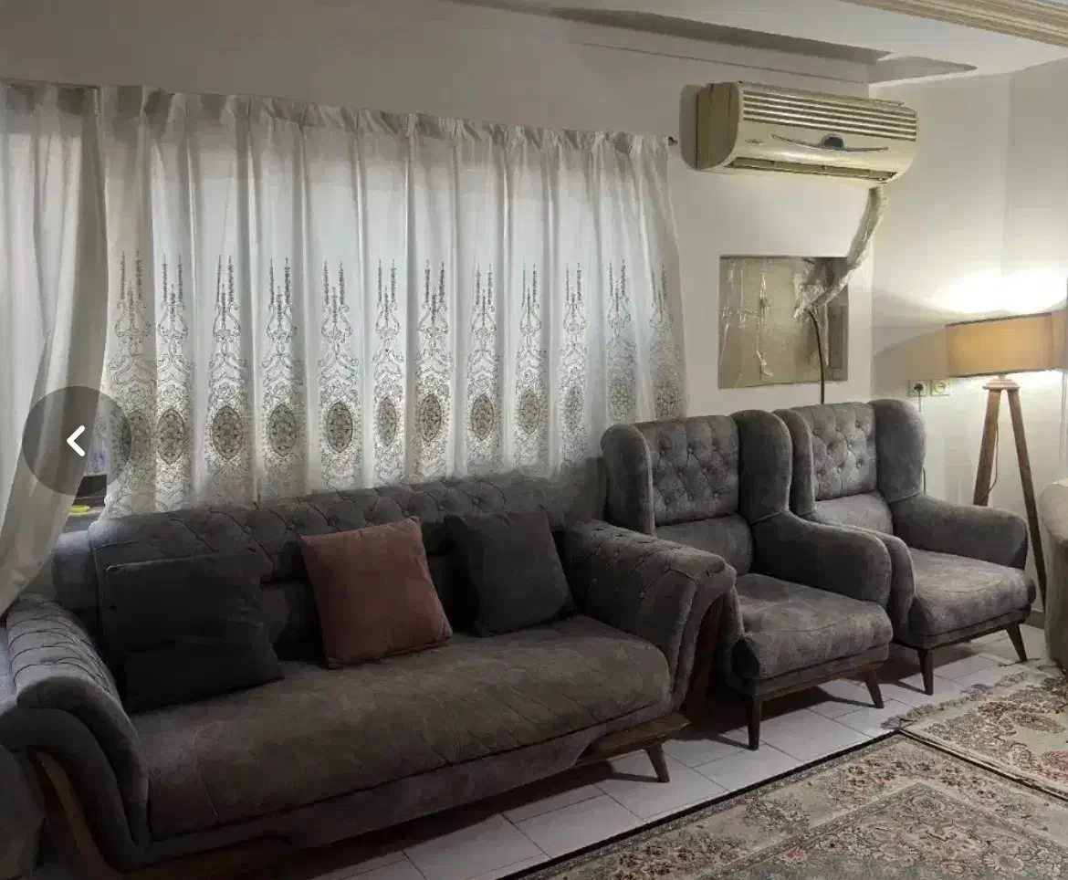 مبل ۷نفره رنگ طوسی به همراه میز|مبلمان خانگی و میز عسلی|گرگان, |دیوار