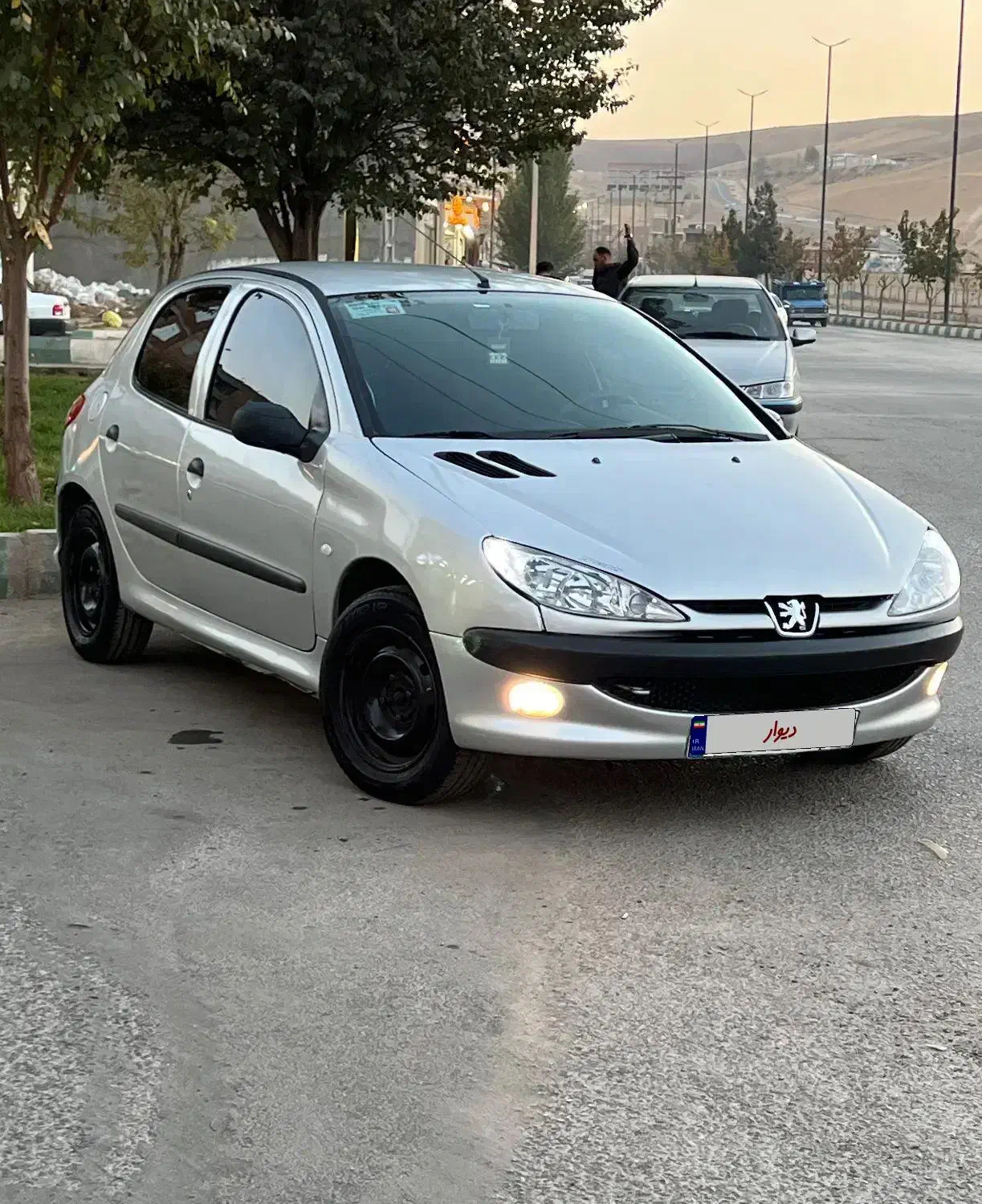 206مدل83عروسکی|خودرو سواری و وانت|مهاباد (آذربایجان غربی), |دیوار