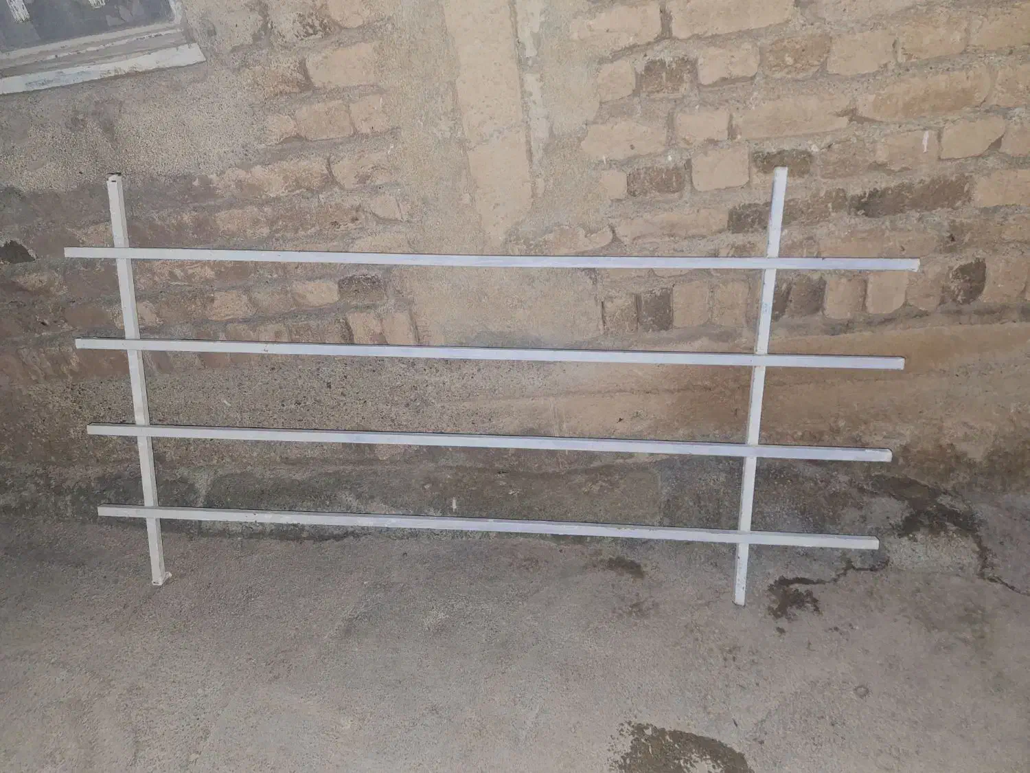 نرده پنجره|مصالح و تجهیزات ساختمان|هرسین, |دیوار