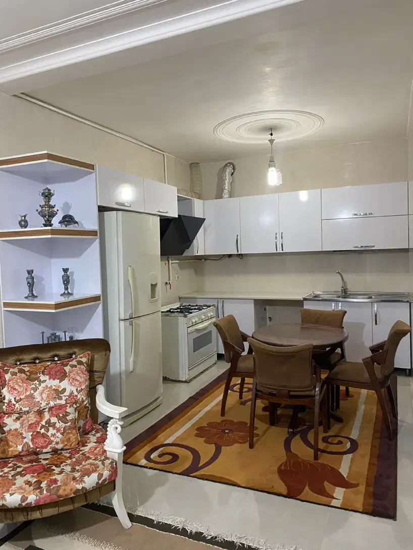 سوئیت اجاره‌ای روزانه در مرکز شهر (بلوار شریعتی)|اجارهٔ کوتاه‌مدت آپارتمان و سوئیت|خرم‌آباد, |دیوار