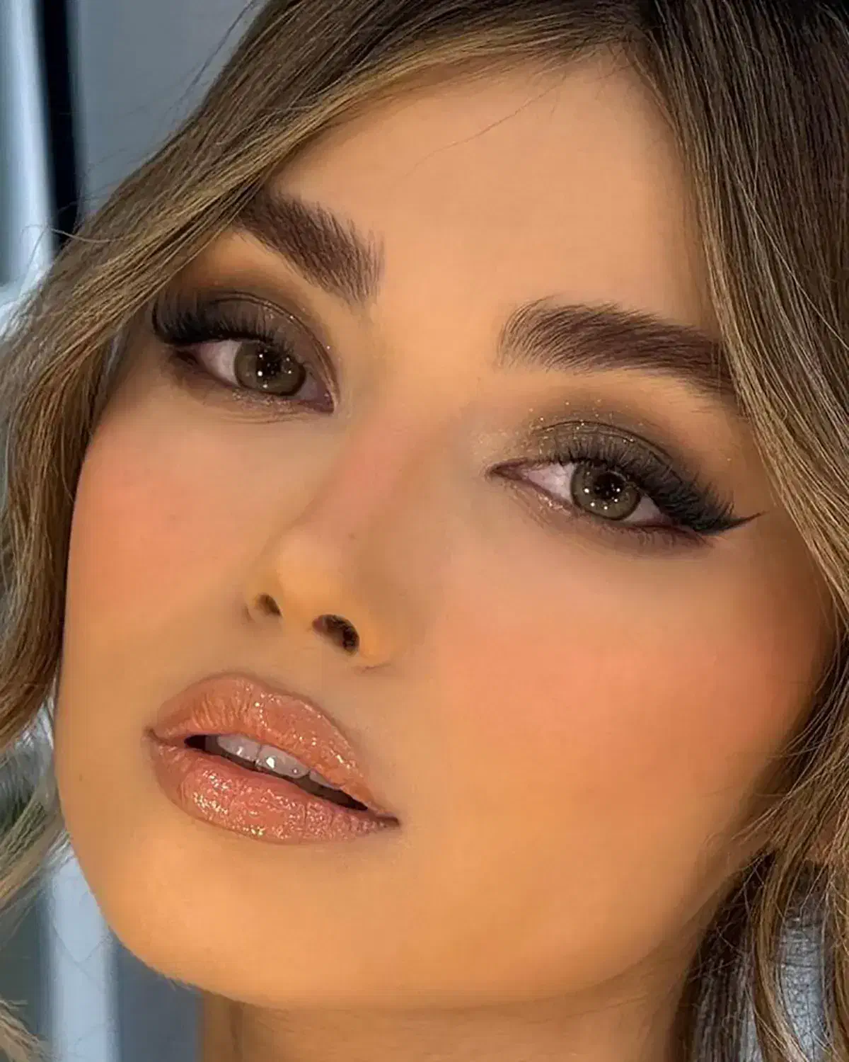 مدل میکاپ|خدمات آرایشگری و زیبایی|نیشابور, دارایی|دیوار