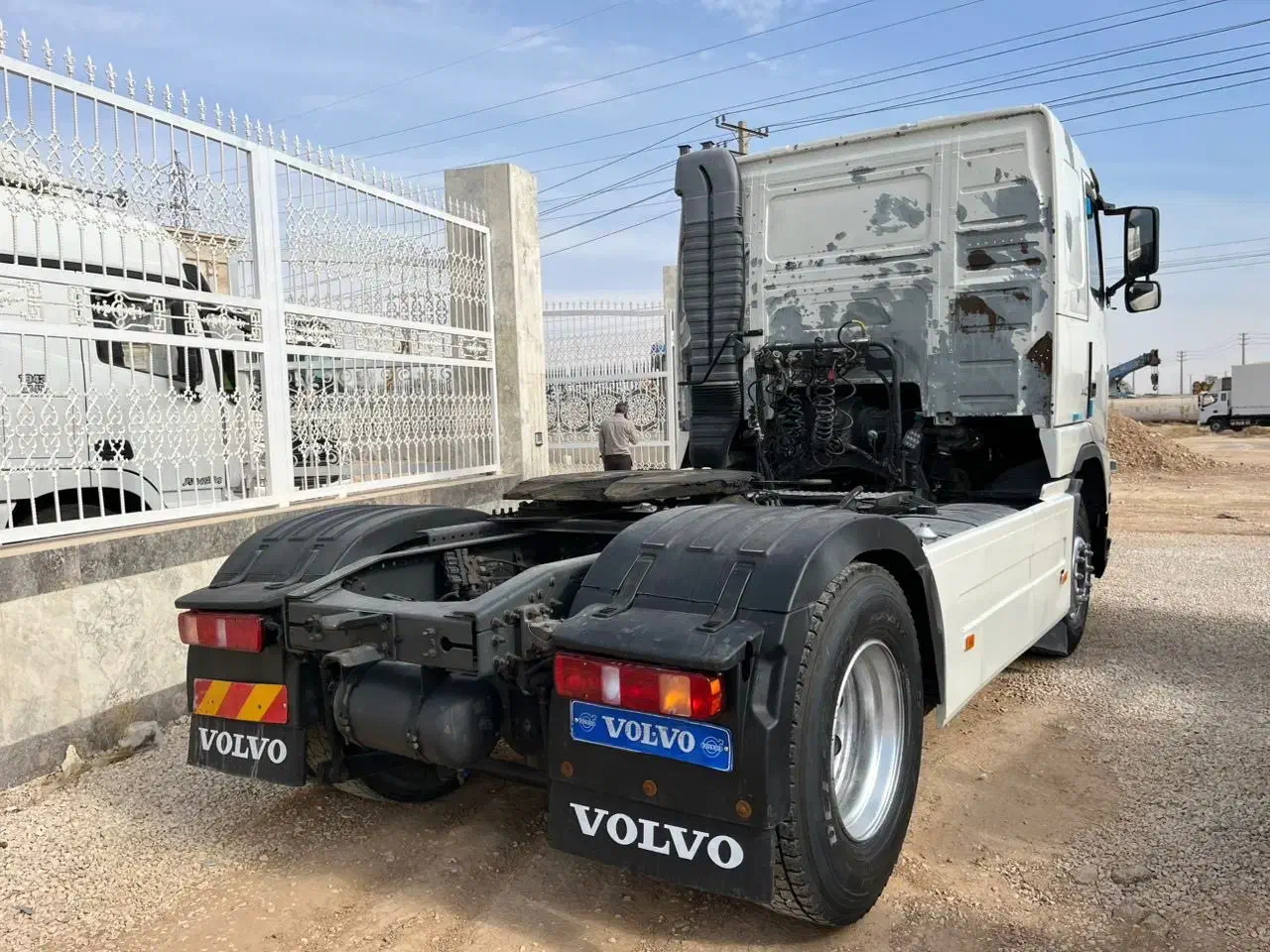 Fh 440  تک محور|خودرو سنگین|شیراز, محراب|دیوار