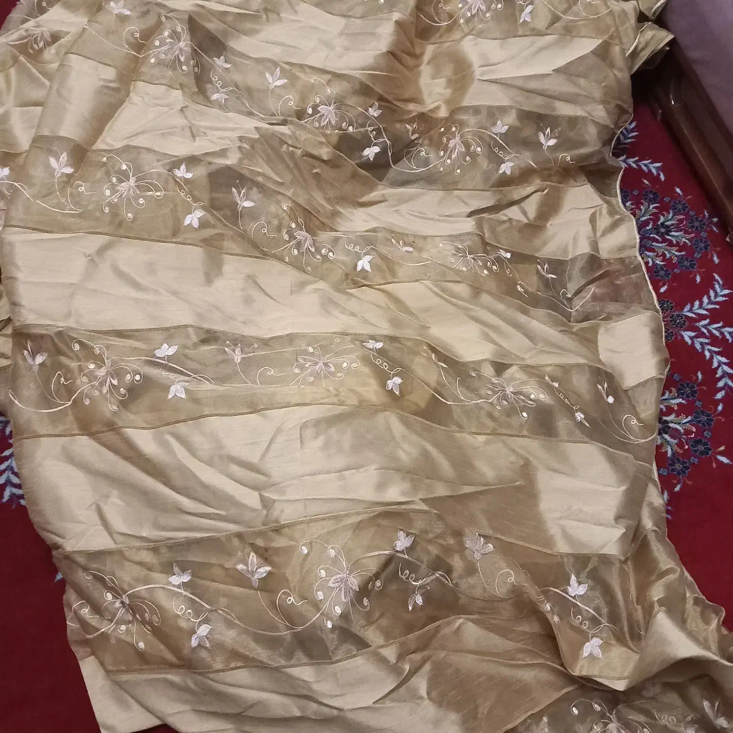 پرده|پرده، رانر، رومیزی|رشت, استادسرا|دیوار