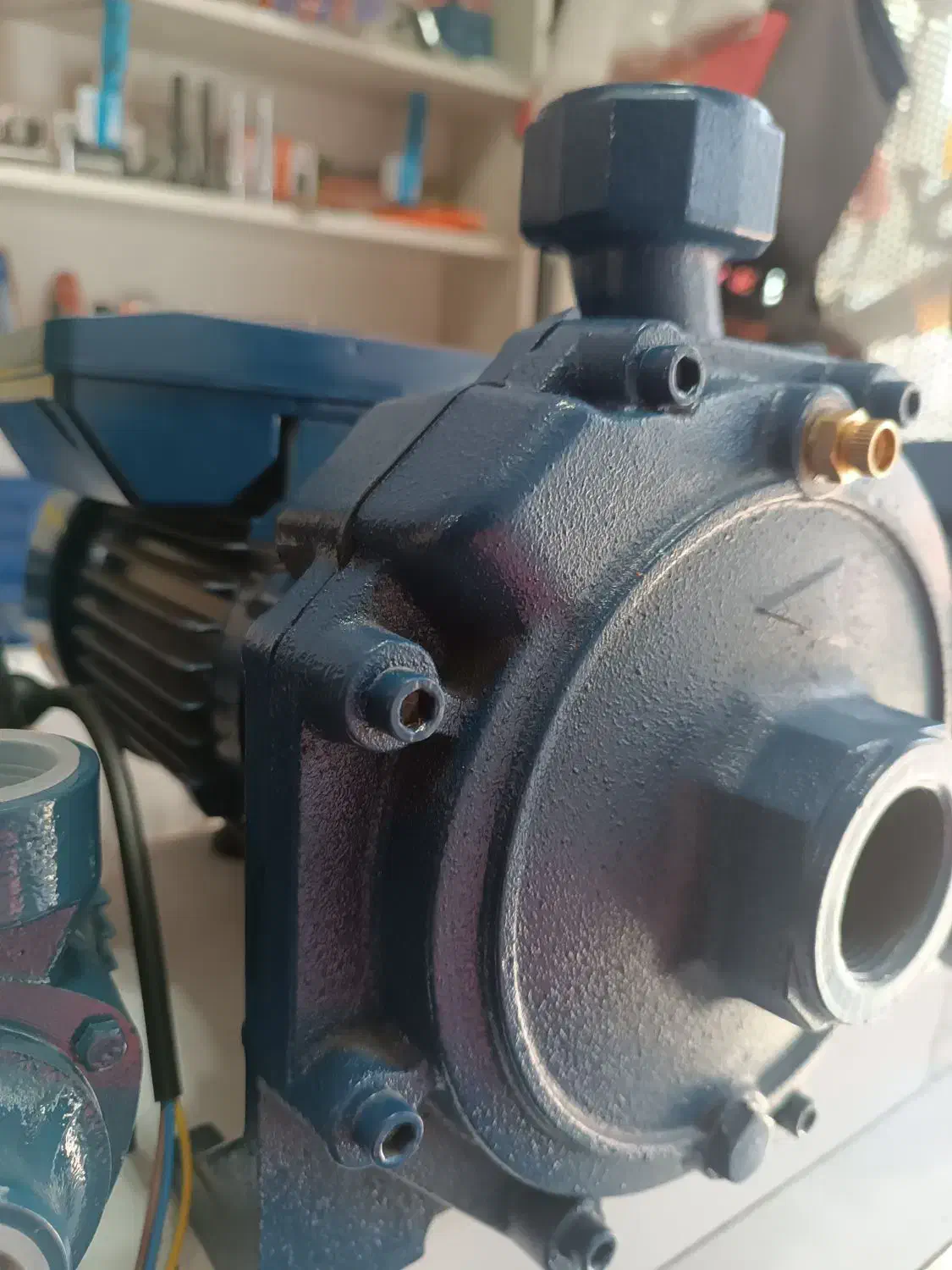 پمپ آب 3 اسب ایتالیایی (کمترین قیمت)|مصالح و تجهیزات ساختمان|ایلام, |دیوار