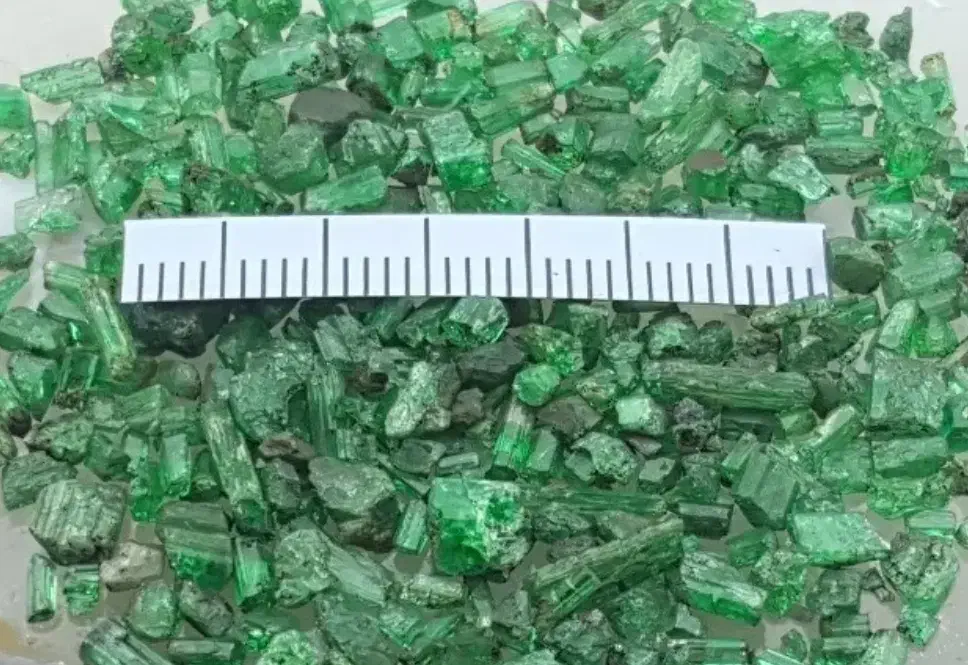 زمرد|جواهرات|تهران, شهرک صدرا|دیوار