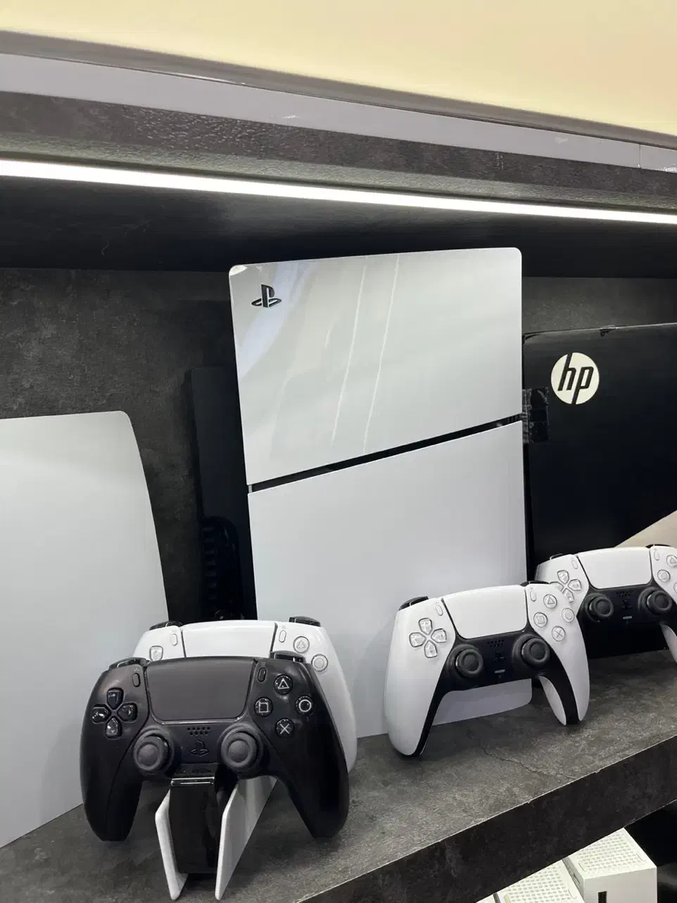 انواع کنسول بازی پلی و ایکس باکس اقساطی ۱۸ ماه|کنسول، بازی ویدئویی و آنلاین|اصفهان, مفتح|دیوار