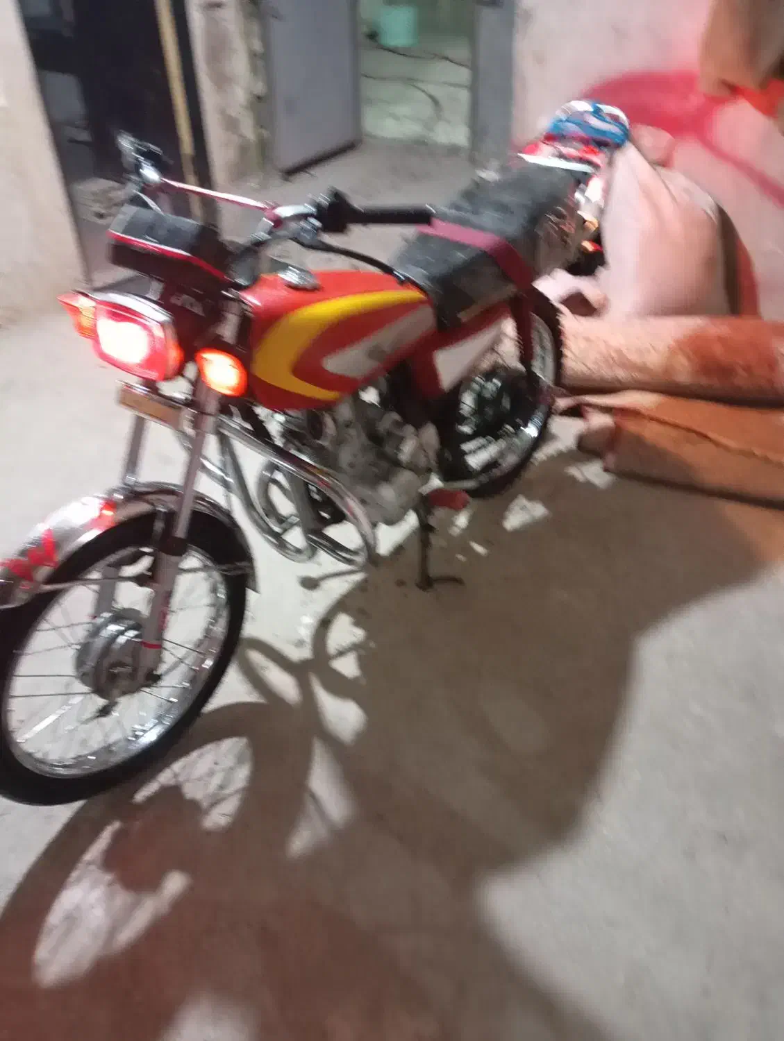 سلام یک عدد متور سیکلت 125|موتورسیکلت|بیرجند, |دیوار