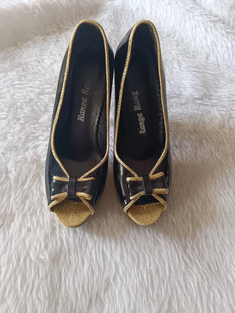 زنانه|کیف، کفش، کمربند|کازرون, |دیوار