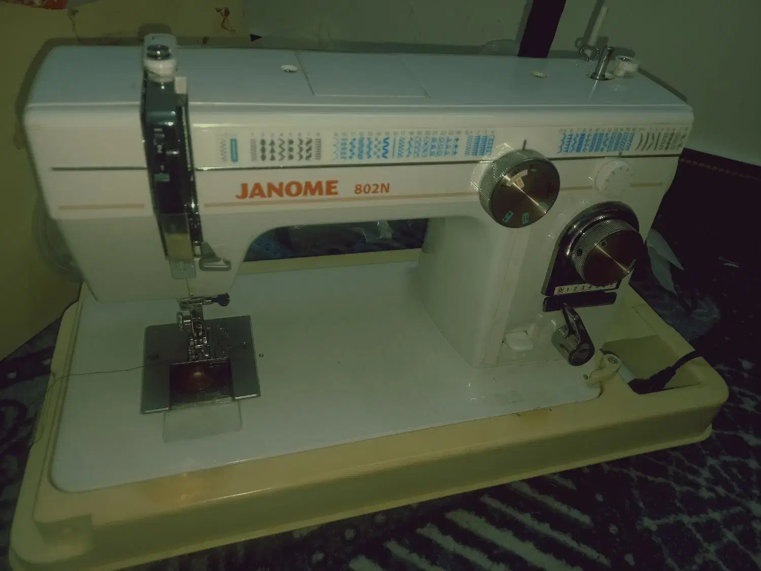 چرخ خیاطی ژانومه مدل۸۰۲n|چرخ خیاطی و ریسندگی|کیش, |دیوار