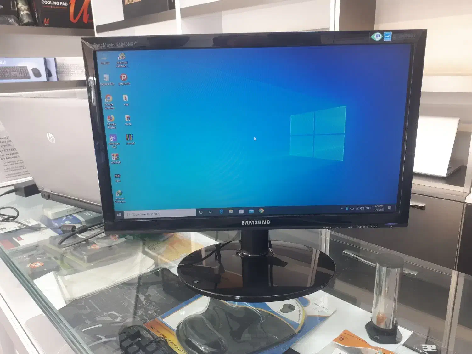 مانیتور SAMSUNG 19|قطعات و لوازم جانبی رایانه|کرمان, |دیوار