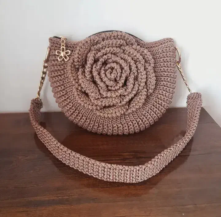 کیف های بافتنی زیبا با نخ مکرومه|کیف، کفش، کمربند|گرگان, |دیوار