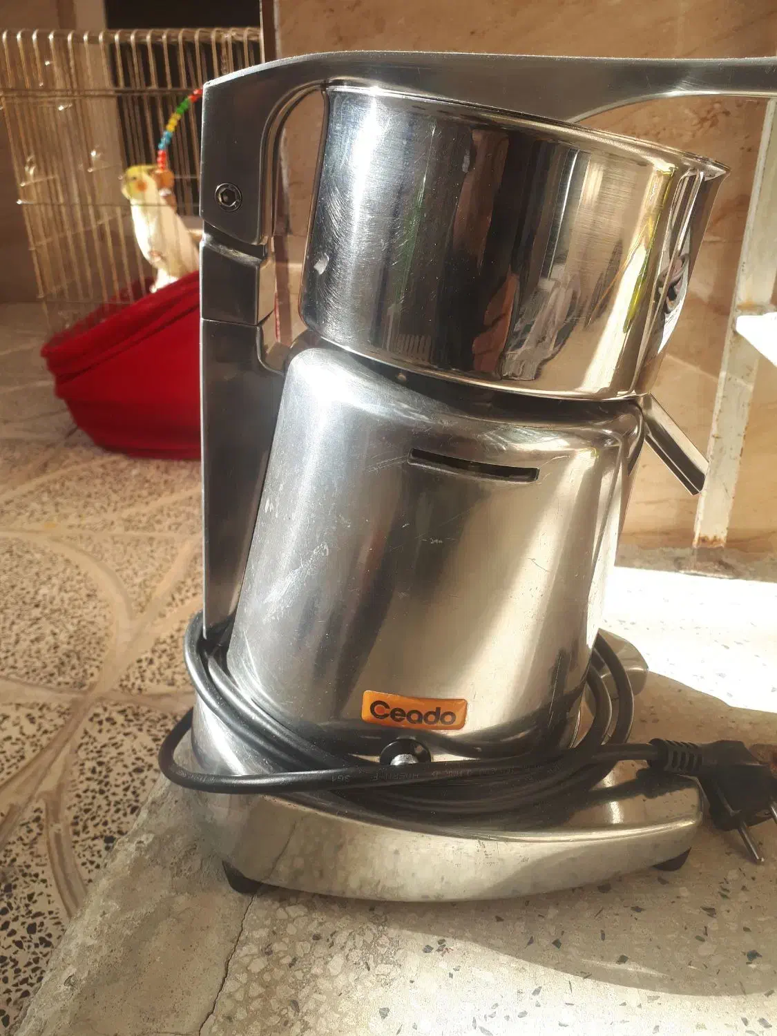 آب گیری|آبمیوهگیر و آبمرکباتگیر|رباطکریم, الارد|دیوار