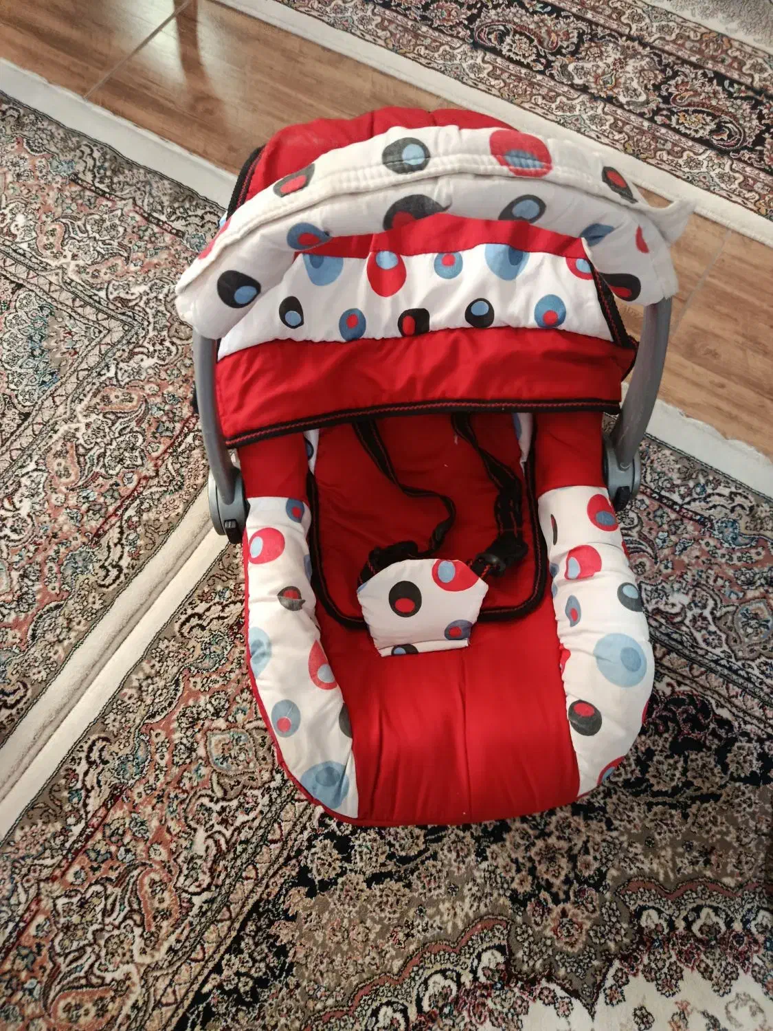 روروئک و کریر|اسباب و اثاث بچه|پیشوا, |دیوار