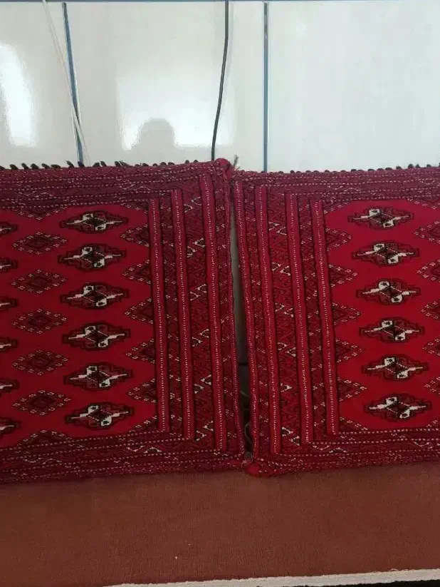 پشتی دستباف ترکمن|پشتی|مشهد, عنصری|دیوار