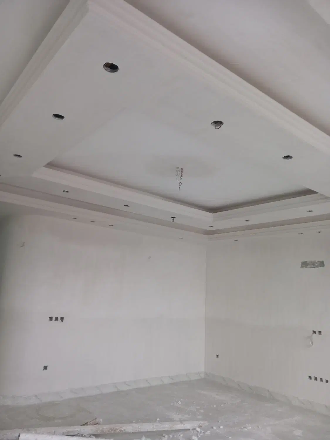 گچکاری لکه گیری رفع زردی بلکا و تعمیرات جزئی و کلی|خدمات پیشه و مهارت|الیگودرز, |دیوار