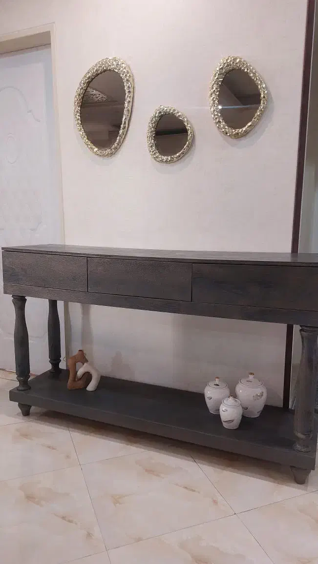 میز کنسول کاملا نو و بدون خط|بوفه، ویترین، کنسول|تهران, امام زاده عبدالله|دیوار