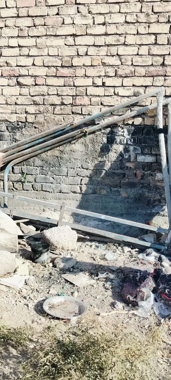 آهن پدر پنجره دست دو درحد|مصالح و تجهیزات ساختمان|بیضا, |دیوار